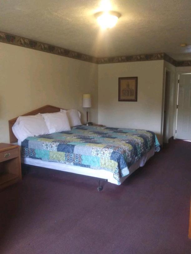 Whispering Creek Lodging & Rv Resort Newton 외부 사진