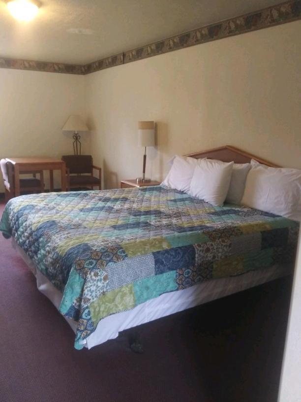 Whispering Creek Lodging & Rv Resort Newton 외부 사진